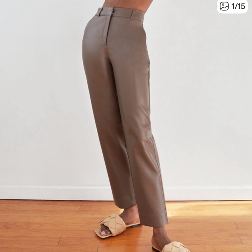 Brand new aritzia leather babaton trousers size 0